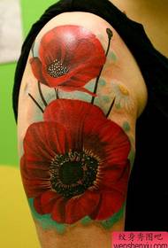 imagen de patrón de tatuaje de flor de brazo