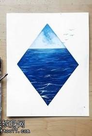 手稿蔚蓝的大海纹身图案