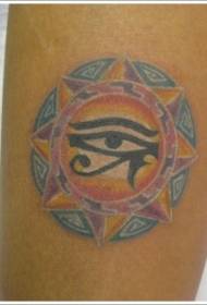 Egyptian Horus Qhov Muag Xim Ncaj Tattoo Txawv