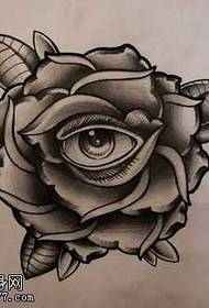Rukopisni uzorak za tetovažu ruža za oči