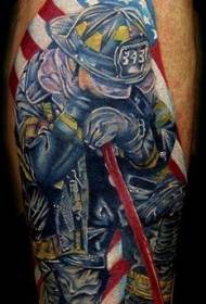 Amerikaanse vlag met 'n brandweerman tatoeëerpatroon