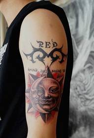 paže slnko boh a Capricorn totem tetovanie