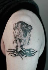 Cute pet pig fashion arm tattoo