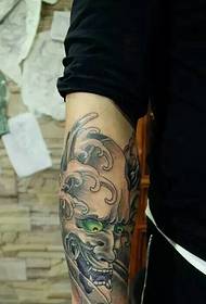 paquete de imagen de tatuaje en forma de brazo guapo y encantador