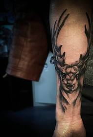 cute touching arm deer head tattoo picture