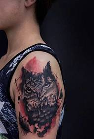 Nagy személyiség totem tetoválás kép klasszikus jóképű