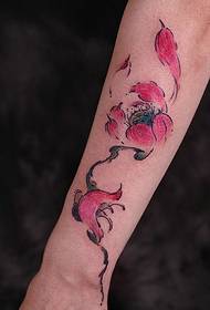 moda requintada braço tatuagem de lótus tatuagem