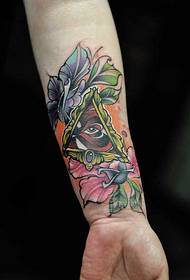rankos asmenybės spalvos totemo tatuiruotės paveikslėlis